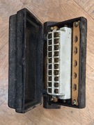 Stara głowica telefoniczna.