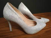 Srebrne szpilki skórzane - rozmiar 35