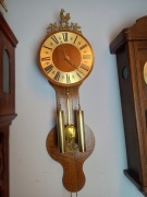 Wiszący zegar ścienny wagowy