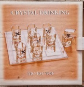 Imprezowy zestaw kieliszków do gry w kółko krzyżyk 