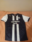 KOSZULKA NEWCASTLE UNITED SEZON 2011/12 DOMOWA PUMA