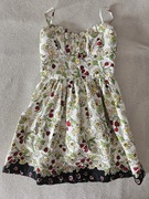 Sukienka wiosenna kwiatki na codzień elegancka