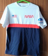 Koszulka NASA z limitowanej licencjonowanej kolekcji rok 2020 Pull&Bear. JK