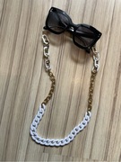 Łańcuszek do okularów biało - złoty - marmurek