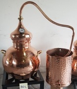 Destylator, alembik miedziany 30 l. z termometrem