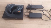Konsola Xbox 360 E 500GB 2 pady kinect.