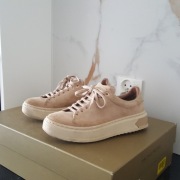 Carinii sneakersy beżowe by Magda Pieczonka rozmiar 36
