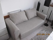 Zgrabna sofa z funkcją spania