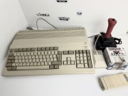 Commodore Amiga 500 | 1MB | komplet | oryginalny karton | plombowana!