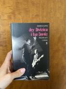 Przejmujący z oddali (Joy Division, Ian Curtis)