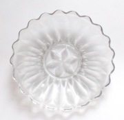 prl talerzyk szklany, prl szkło użytkowe, kwiatek talerzyk, talerzyki retro