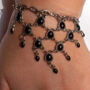 PIĘKNA GOTYCKA BRANSOLETKA wzór 1