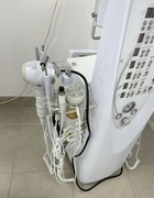 Kombajn kosmetyczny. Maszyna do zabiegów wielofunkcyjna.