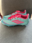Korki Adidas roz. 40 nowe
