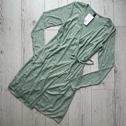 Miętowa kopertowa sukienka z dekoltem w kwiaty h&m divided XS