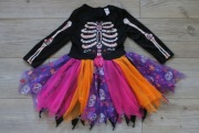 Sukienka karnawałowa szkieletorka r 104-110, 5-6 l