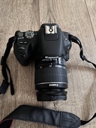 Canon EOS 200D + Canon 18-55mm f/3.5-5.6 + Yongnuo 50mm f/1.8+ torba