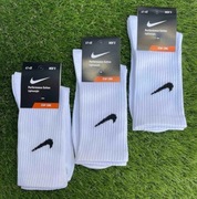 Skarpetki Nike Długie Unisex r. 41-45 Cena podana za 3 pary.