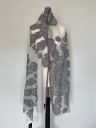 Piękny szal damski Fraas 