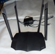 Tenda AC8 AC1200 Dual-Band Gigabit Router Wi-Fi 2,4 + 5 GHz