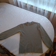 sweterk oliwkowy  damski