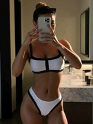 Czarno-biały zestaw bikini z wysokim stanem