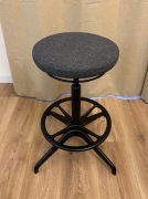 LIDKULLEN Stołek do siedzenia/stania IKEA