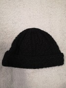 Czarna wełniana zimowa czapka gruby splot