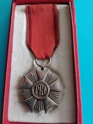 PRL order czerwonego sztandaru pracy 2 klasa z pudełkiem