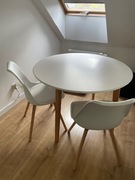 Sprzedam: Stół i 2 krzesła (JYSK)