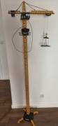 Ogromny dźwig, ponad 180 cm wysokości 