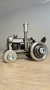 Metalowy traktor Handmade