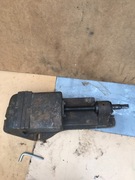 Stare polskie imadło maszynowe , waży 61 kg szczęki 200 mm