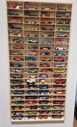 80szt auta hot wheels + półka