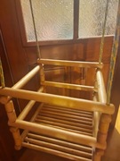 Huśtawka drewniana do domu i ogrodu