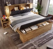 Łóżko podwójne, drewniane z składanym zagłówkiem