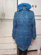 Piekna dluga plaszczykowa kurtka