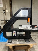 Piła taśmowa do drzewa