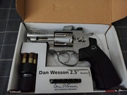 Wiatrówka rewolwer Dan Wesson 2.5"