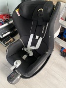 Foteliki samochodowe