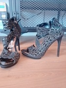 BCBGMAXAZARIA szpilki r. 37,5 -38, 7,5 US