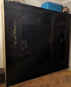 Czarna szafa 5-drzwiowa, 250 x 60 cm, wys. 232