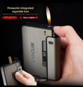 Automatyczna papierośnica z zapalniczką – Etui na papierosy FOCUS