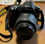 Lustrzanka Nikon D90 korpus z obiektywem
