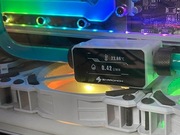 Czujnik temperatury i przepływu z wyświetlaczem (OLED?) 