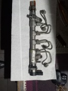 Sprzedam kpl. listwe  cisnienia audi a4 b8