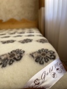 Koc 100% z wełny owczej Merino