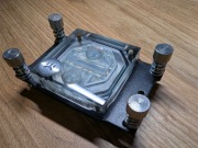 Blok wodny CPU AM4 EK Supremacy EVO z mocowaniem