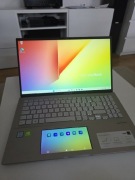 Asus vivobook S15 laptop uszkodzony
