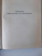 Poisons. Their isolation and identification - Frank Bamford